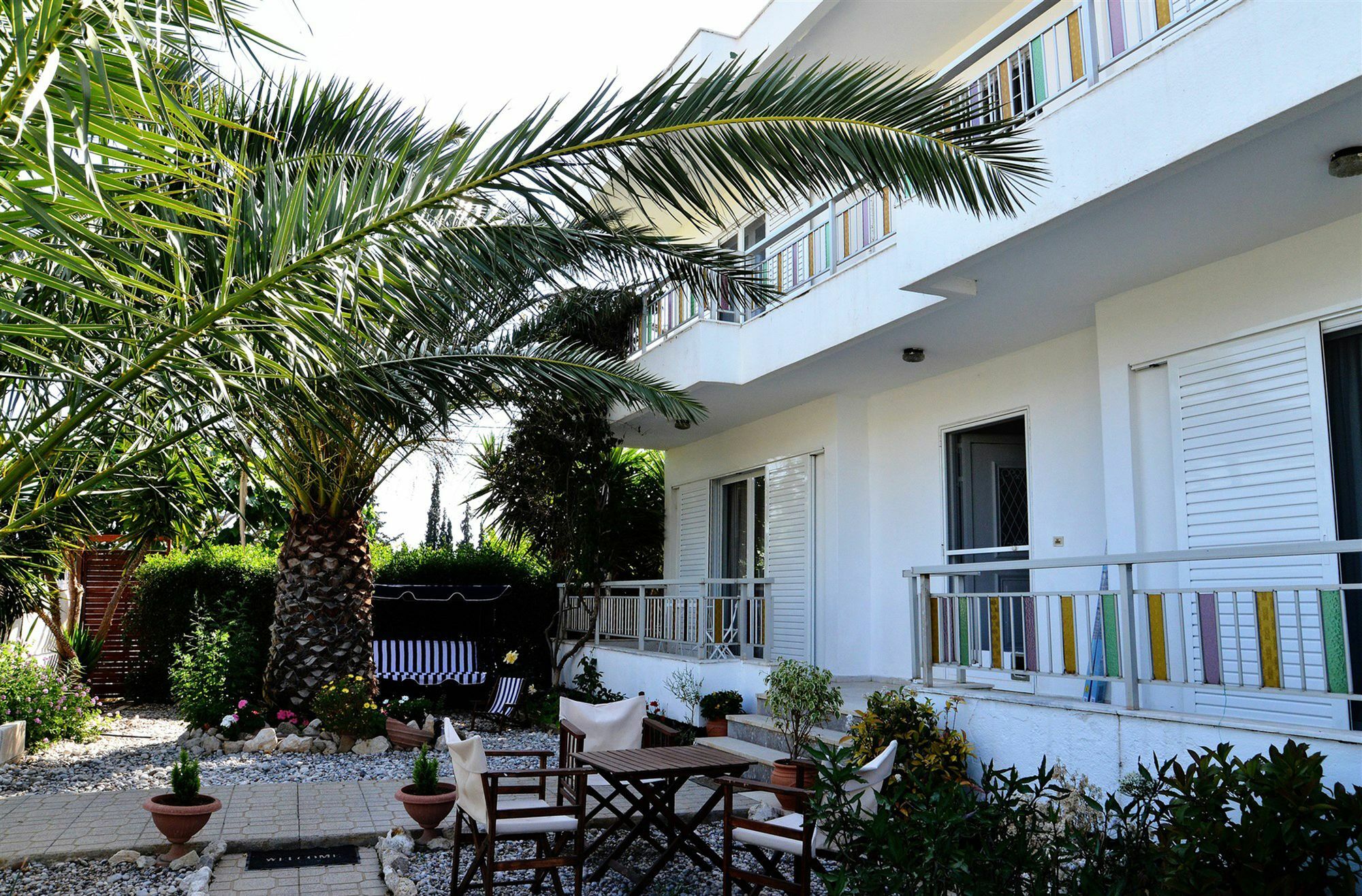 Noble Inn Loutráki Exteriér fotografie
